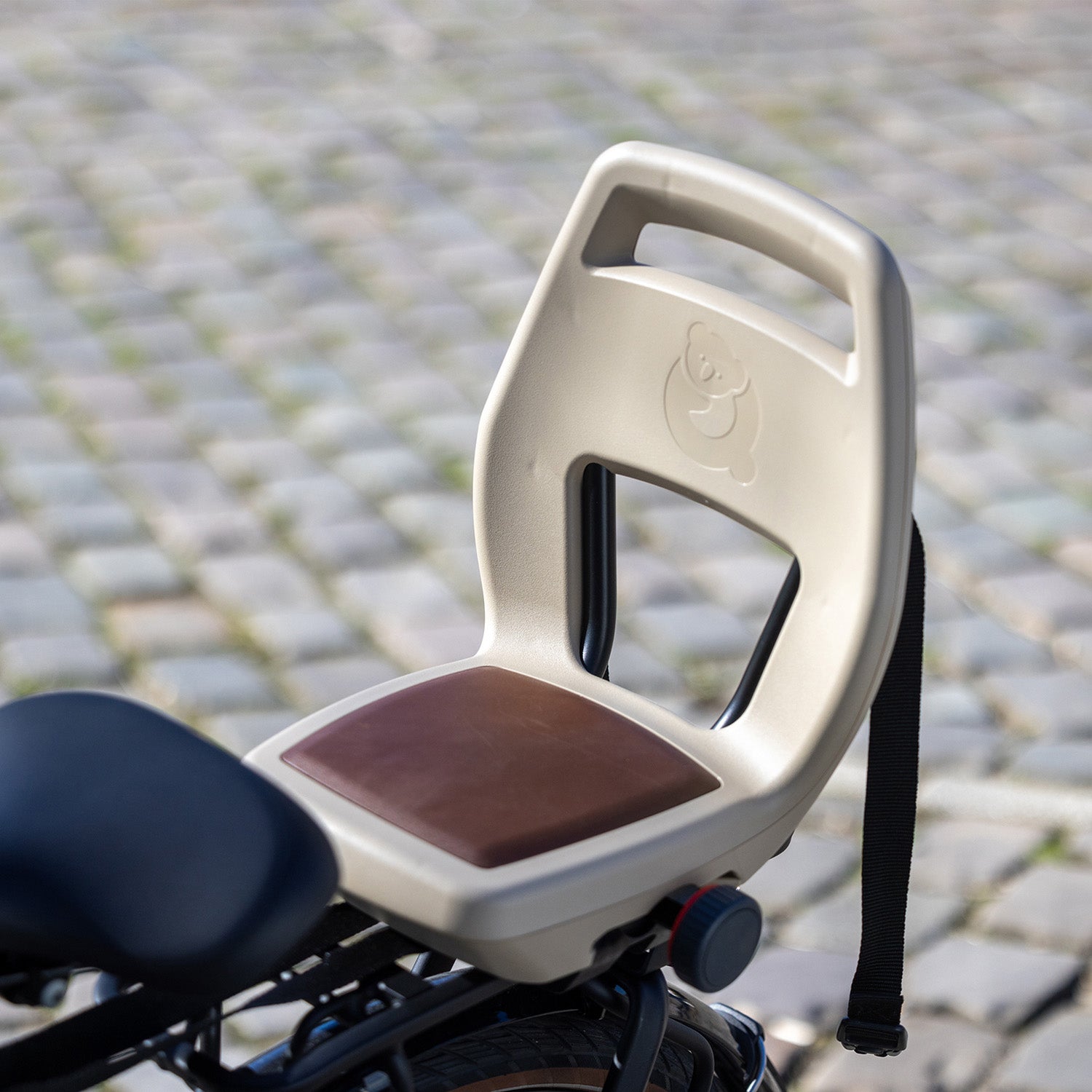 Kinderzitje achter Qibbel Junior 6+ Longtail Edition - Midnight Black - zonder voetsteunen