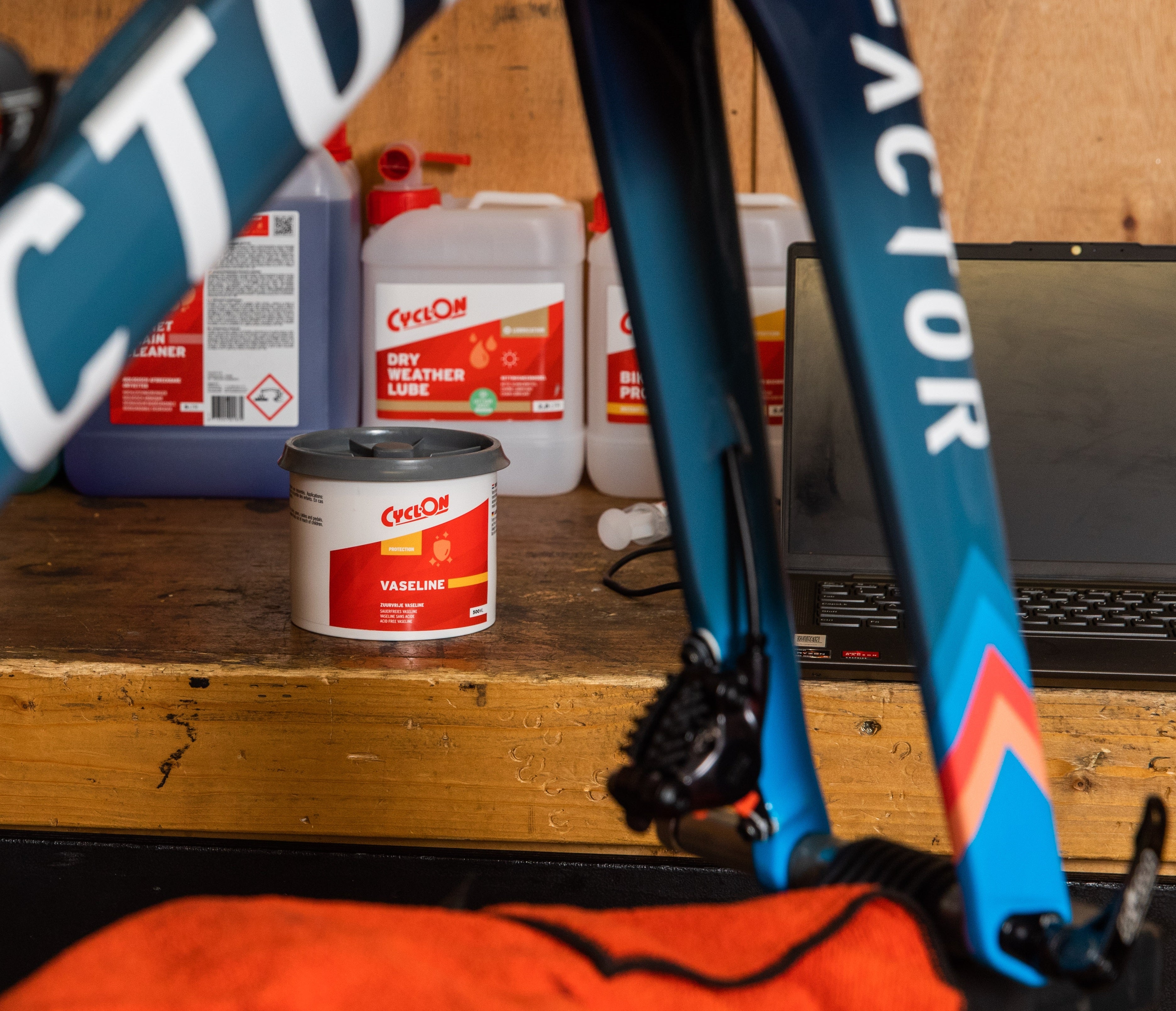 Vaselin CyclOn - 500 ml