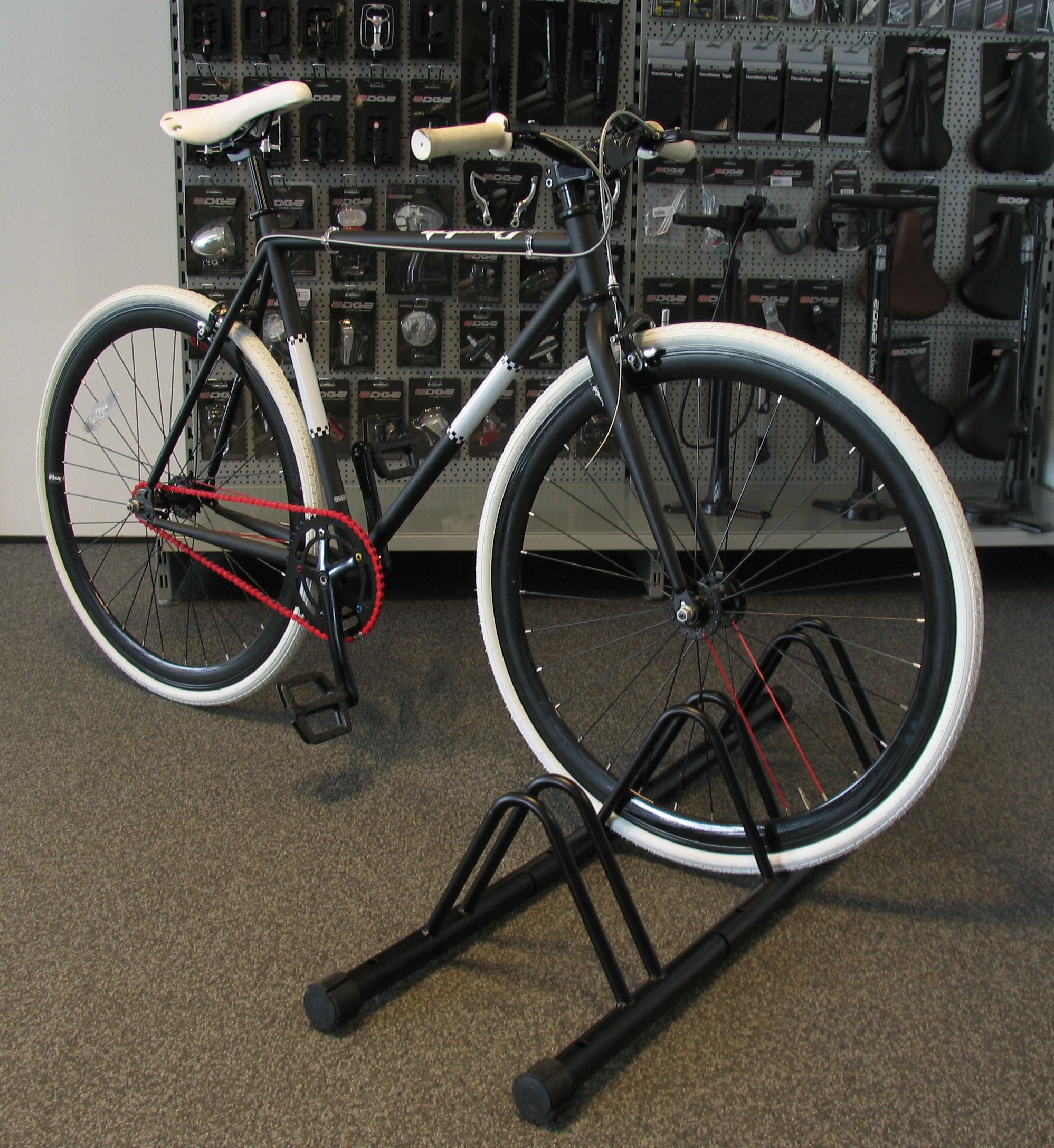 Fietsenrek Edge voor 3 fietsen