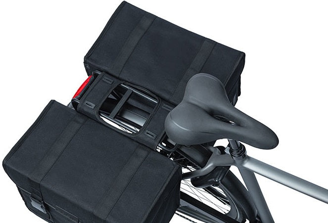 Dubbele fietstas Basil Kavan Eco Classic 68 liter 40 x 25 x 33 cm - zwart