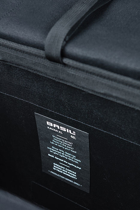 Dubbele fietstas Basil Kavan Eco Classic Rounded 46 liter 37 x 18 x 32 cm - zwart