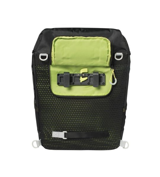 Fietsschoudertas Basil Miles Daypack 16 liter 33 x 17 x 41 cm - zwart/grijs