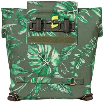 Fietsrugzak Basil Ever Green 14 tot 19 liter 28 x 16 x 35 cm - sandshell beige