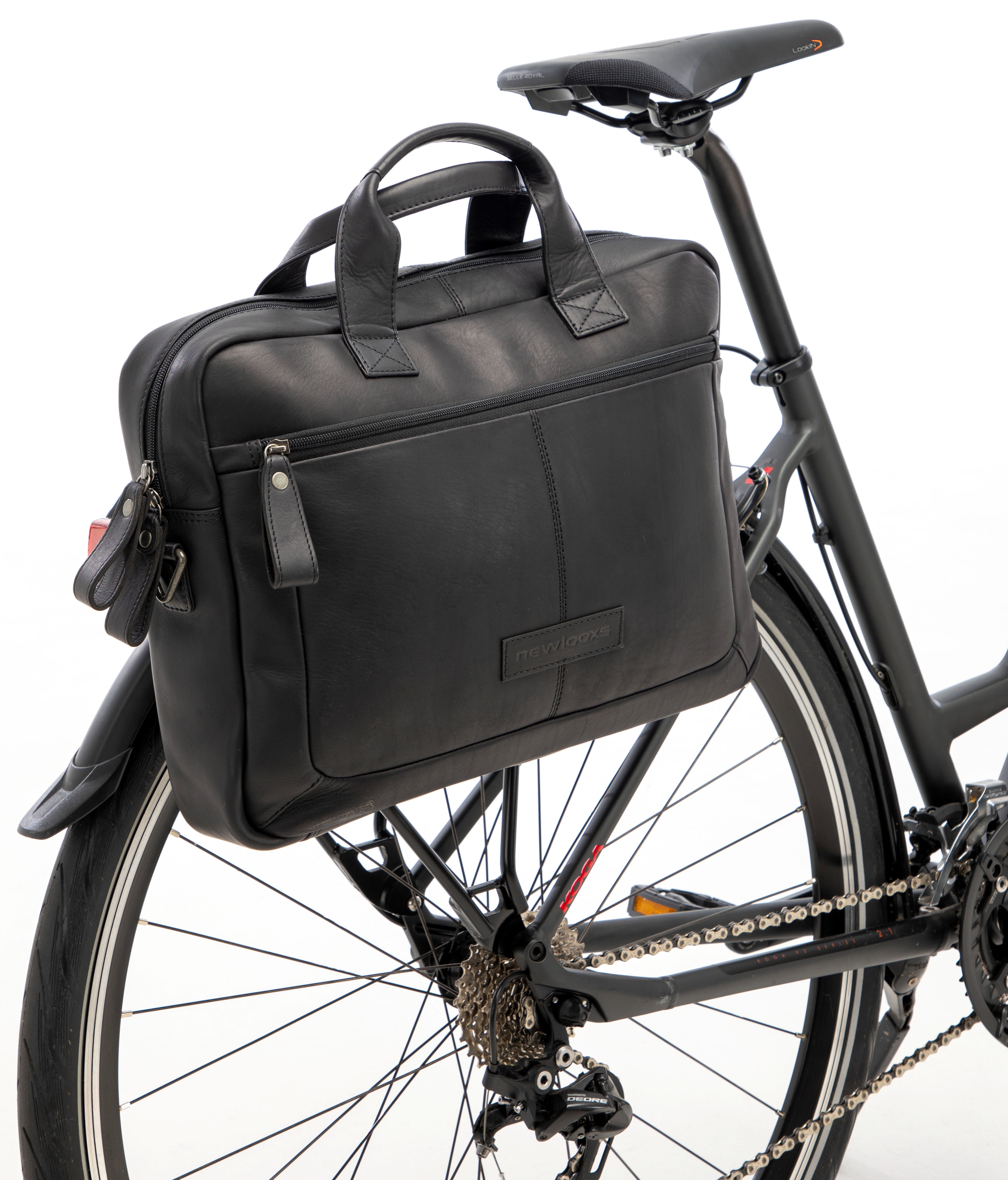 Laptoptas New Looxs Luko 7.5 liter - 42 x 6 x 30 cm - gemaakt van luxe leder - zwart