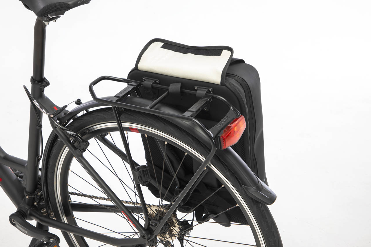 Rugzak New Looxs Nevada 20 liter 31 x 16 x 45 cm - donkerblauw