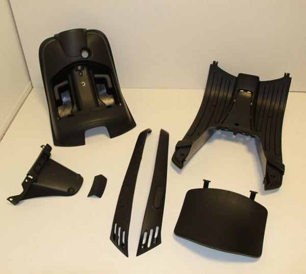 plaatwerkset binnenzijde ongespoten zwart mat 7-delig lx, vespa S