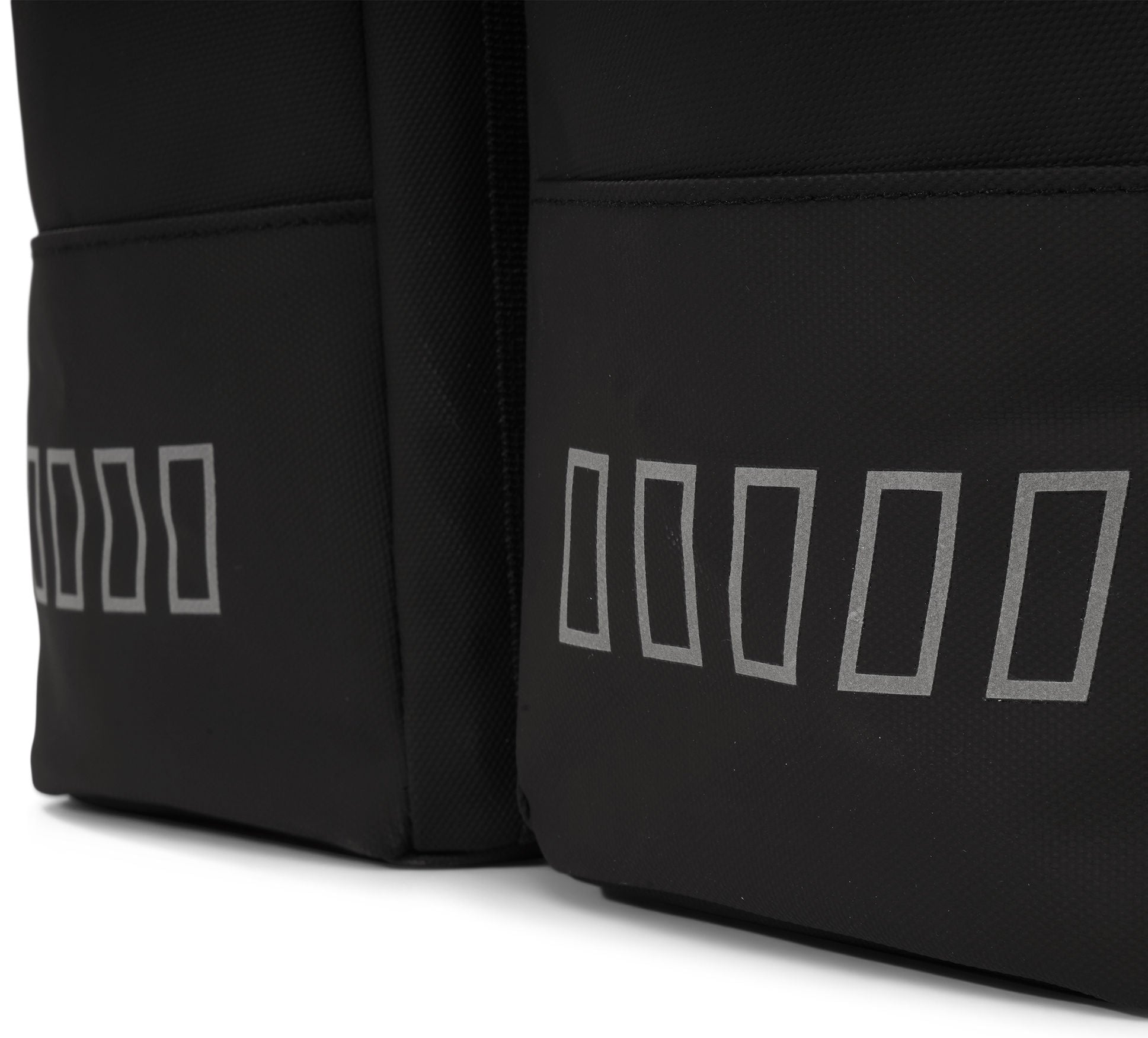 Gerecyclede dubbele fietstas Urban Proof Rolltop 38 liter 30 x 15 x 42 cm - zwart