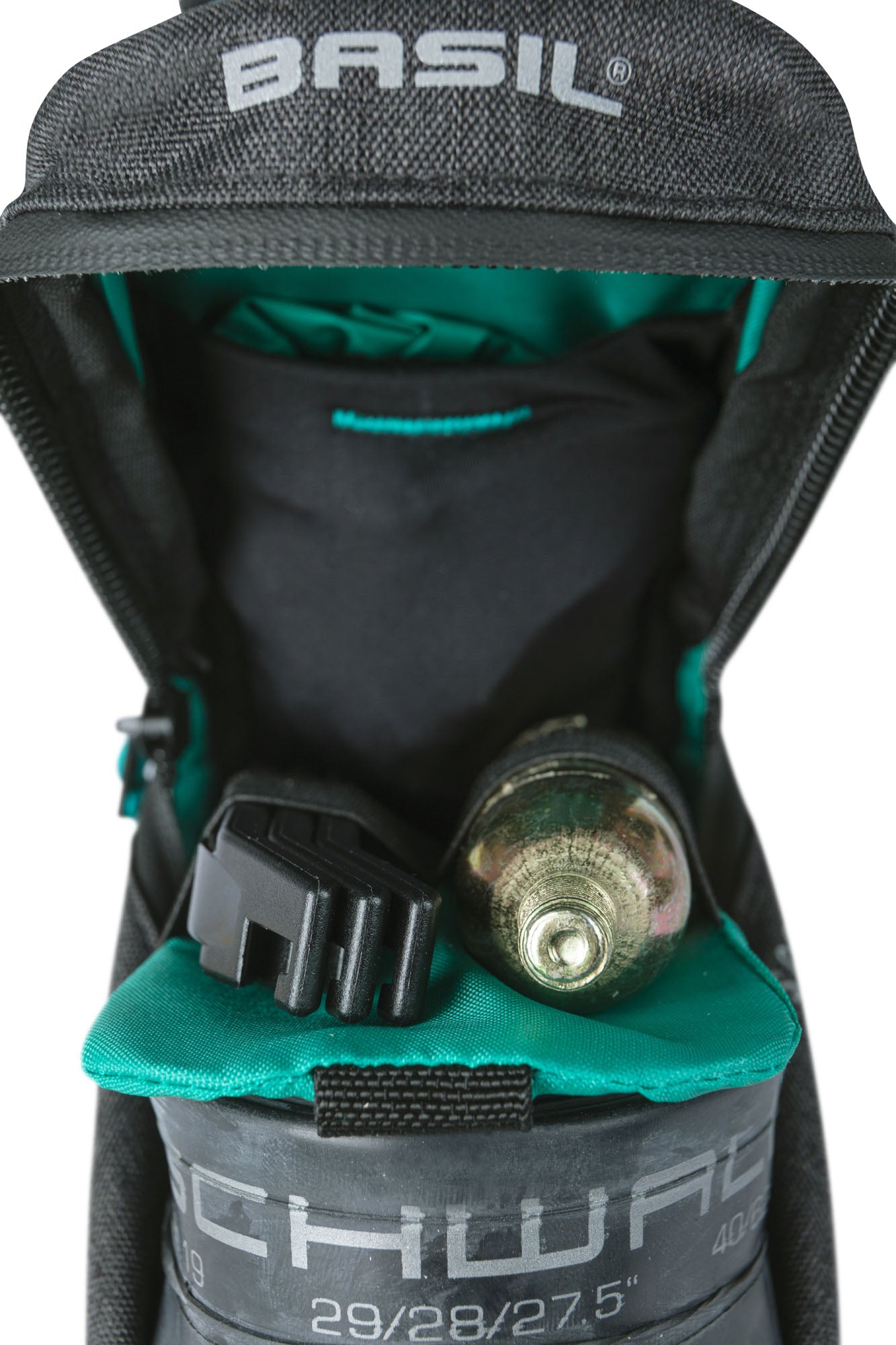 Zadeltas M Basil Discovery 365D 1.0 liter 10 x 9 x 15 cm - zwart melee