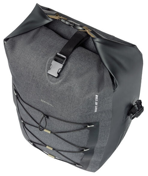 Enkele fietstas Basil Navigator Storm L 25-31 liter 46 x 36 x 18 cm - zwart