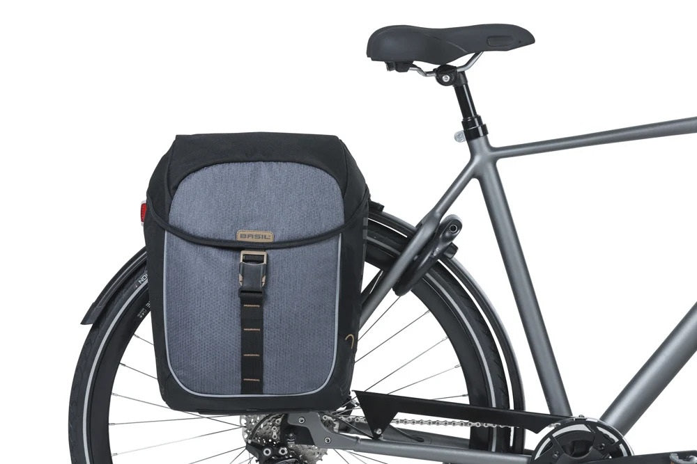 Dubbele fietstas Basil Miles MIK 34 liter 13 x 26 x 35 cm - zwart/grijs