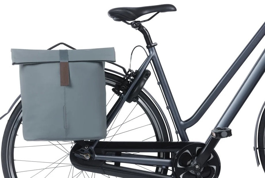 Dubbele fietstas Basil City MIK 28-32 liter - graphite blue