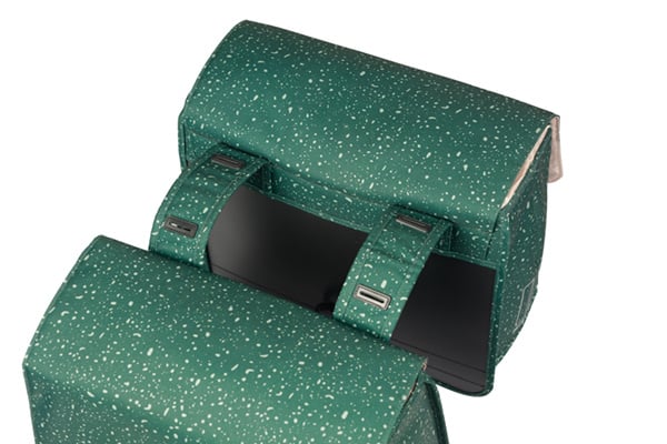Dubbele fietstas Basil Flair 35 liter - groen