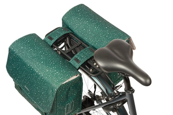 Dubbele fietstas Basil Flair 35 liter - groen