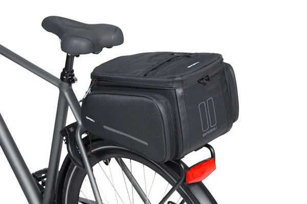 Bagagedragertas Basil Move MIK 26 liter - zwart