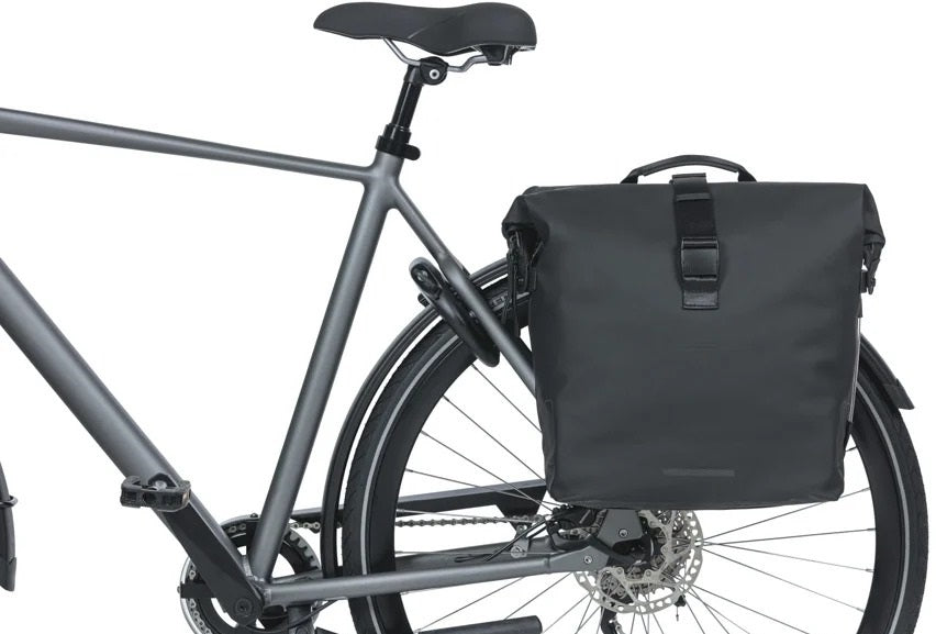 Dubbele fietstas Basil SoHo Nordlicht MIK 41 liter - zwart