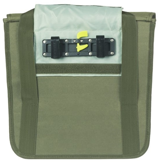 Enkele fietstas Basil GO 16 liter 15 x 29 x 34 cm - donkergroen