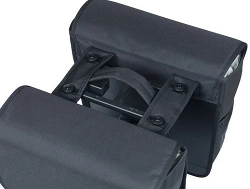 Dubbele fietstas Basil GO MIK 32 liter - zwart