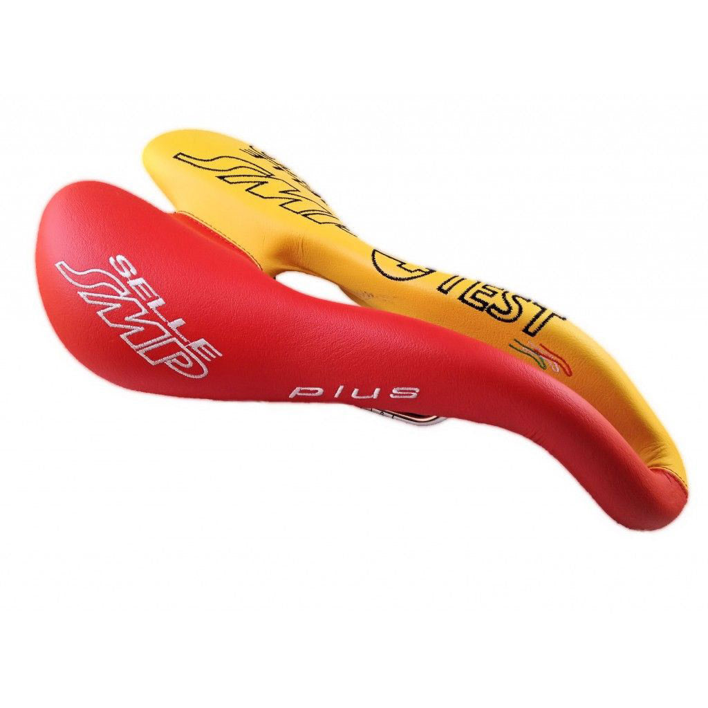 SMP zadel Pro Type Plus geel/rood TESTZADEL