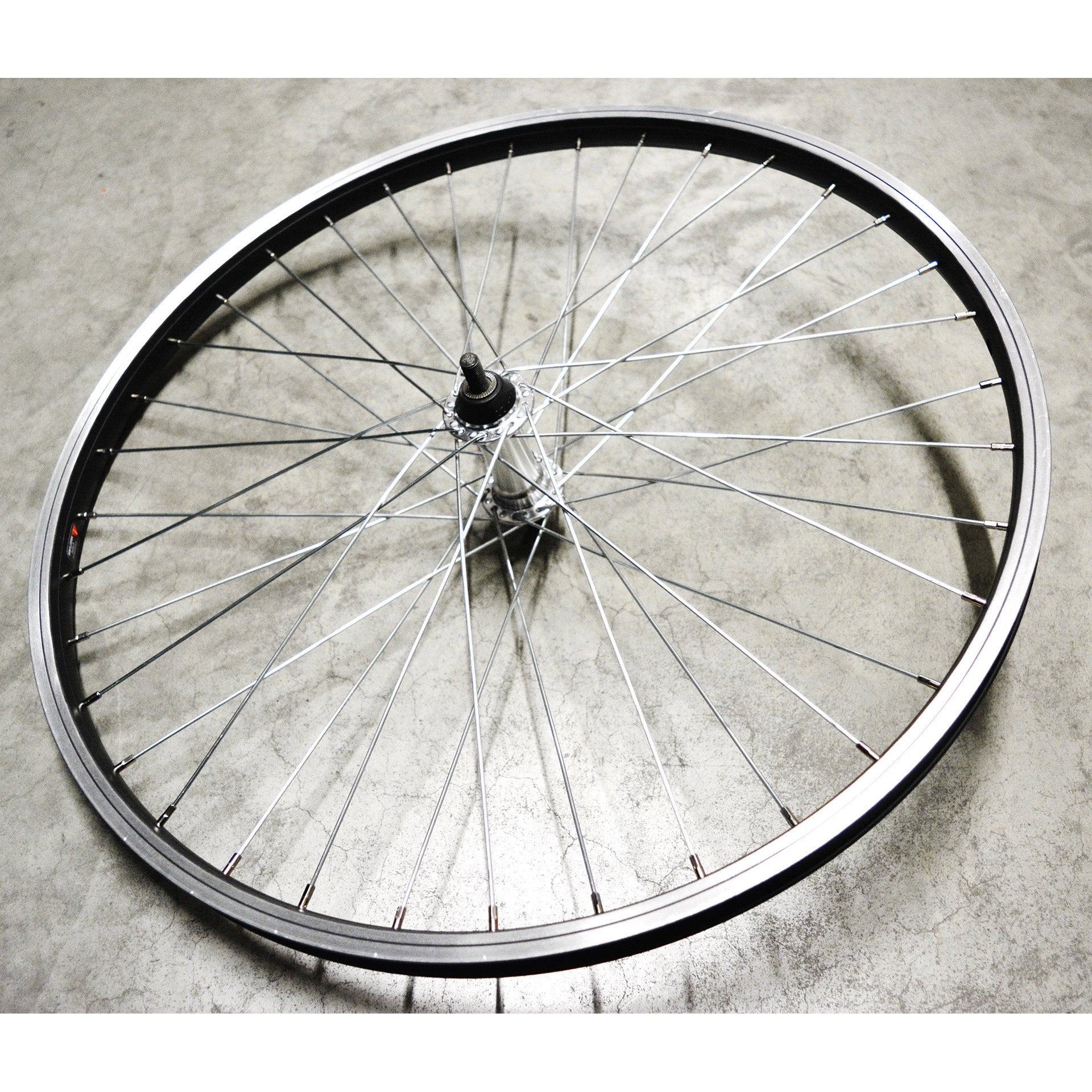 BFN voorwiel 24" zwart