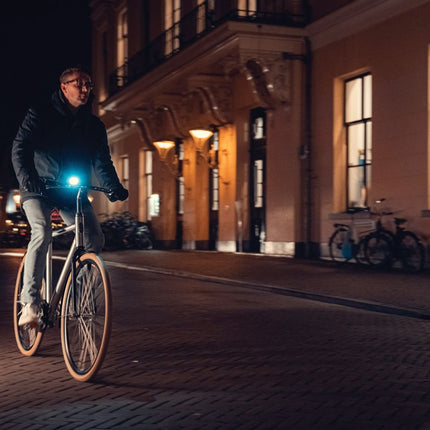 Koplamp Axa Dwn Front 30 Lux - USB-C oplaadbaar - afbeelding 2