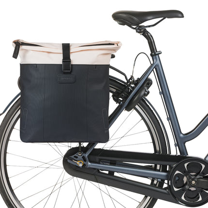 Dubbele fietstas Basil Vive 28-35L 14 x 30 x 38 cm - wit/zwart - afbeelding 7