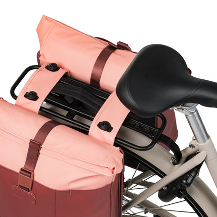 Dubbele fietstas Basil Vive MIK 28-35L 14 x 30 x 38 cm - bordeaux/roze - afbeelding 5