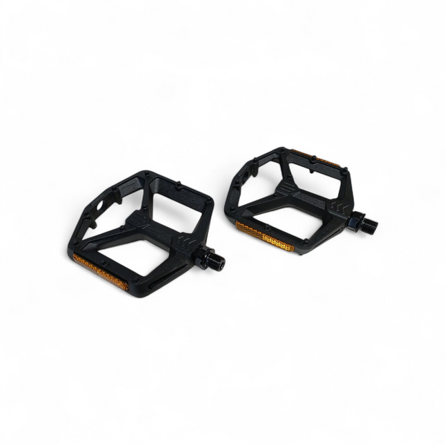 BG1403A Pedalen Alu cross zwart