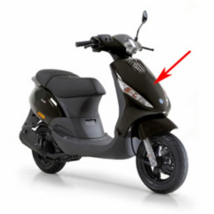 Tablier Piaggio noir brillant 94 Piaggio, Zip2000 5764135090