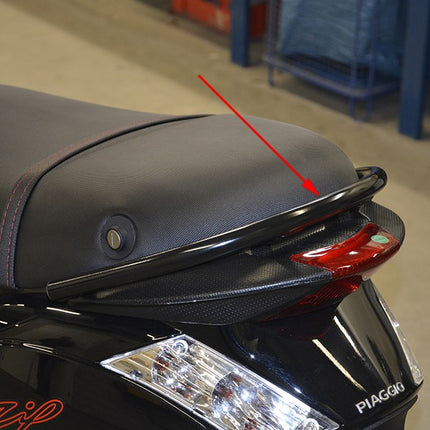 grab handle Regia (made in EU) rear black gloss Piaggio, Zip2000