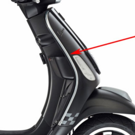 sierstrip Piaggio origineel beenschild rechts chroom lxv, vespa lx, vespa S 622188