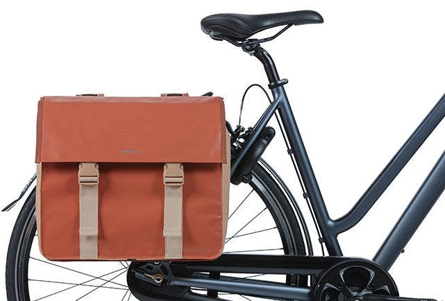 Dubbele fietstas Basil Urban Load 48-53 liter 40 x 17 x 46 cm - moss green/sand