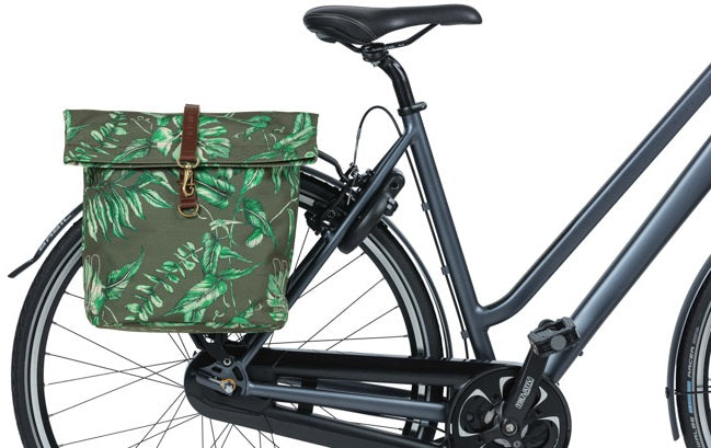 Dubbele fietstas Basil Ever-Green 28 tot 32 liter 28 x 16 x 35 cm - sandshell beige