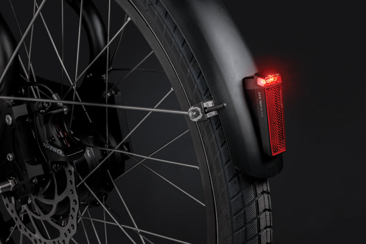 Spatbordachterlicht Axa NYX E6-12 Volt