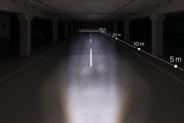 Koplamp Busch und Müller IXON Core USB oplaadbaar 50 Lux - zilver
