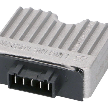 AT50624.jpg