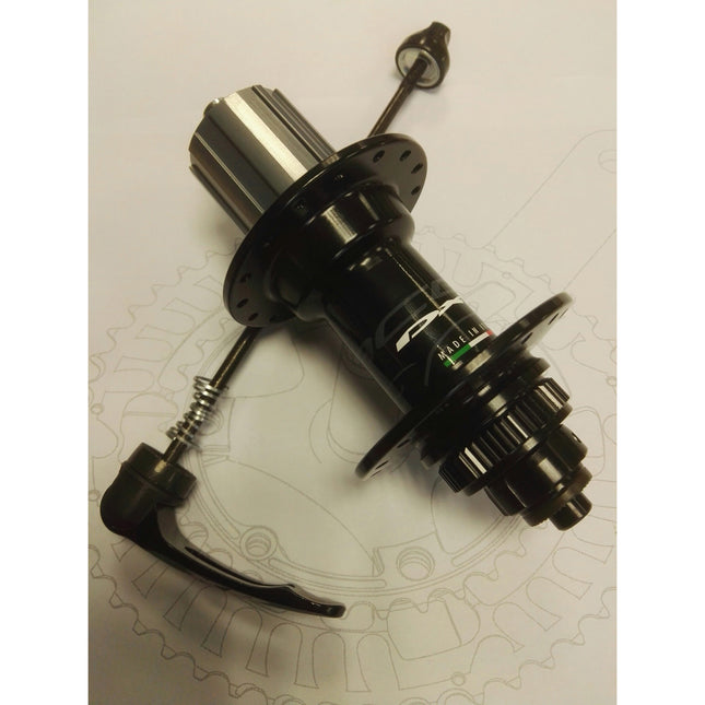 Miche Achternaaf Race DX QR centerlock schijfrem 24g zwart
