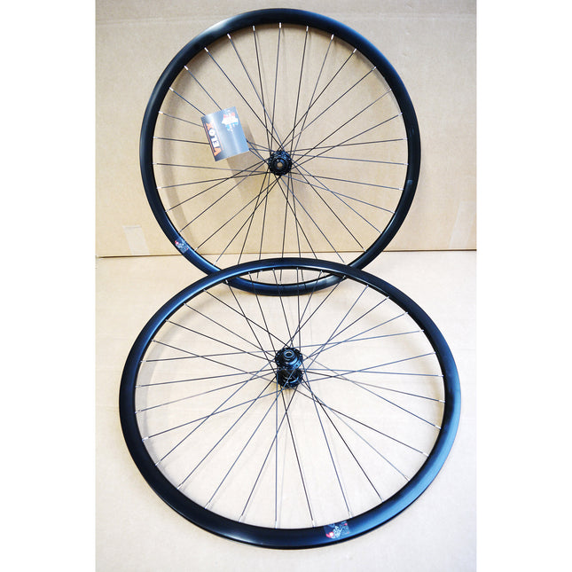 Velox wheelset 28" gravel 17 11/12v TX12 disc Shimano black.