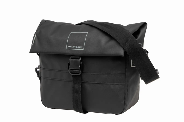 New Looxs Leeds stuurtas 7 liter zwart, schuin vooraanzicht
