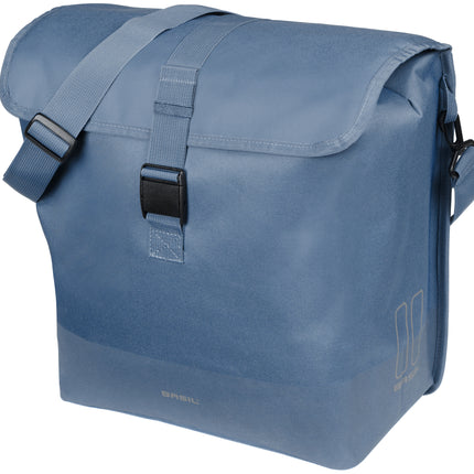 Basil Mara Evo enkele fietstas indigo blue, schuin vooraanzicht