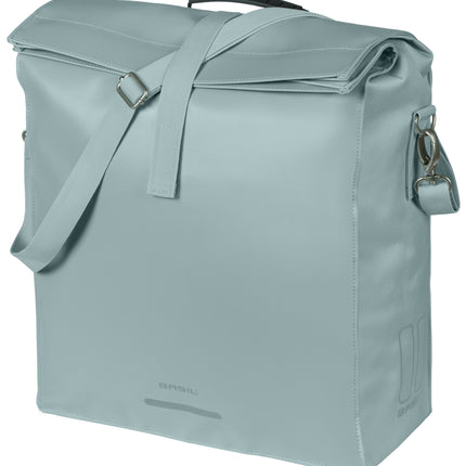 Basil Urban Load Pro enkele fietstas silver blue, schuin vooraanzicht