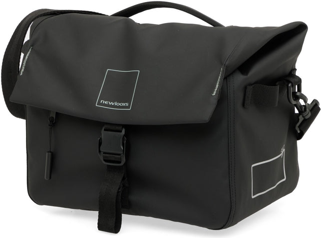 New Looxs Leeds bagagedragertas MIK 2.0 zwart, schuin vooraanzicht