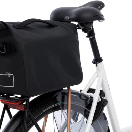 New Looxs Leeds bagagedragertas op een fiets, achteraanzicht